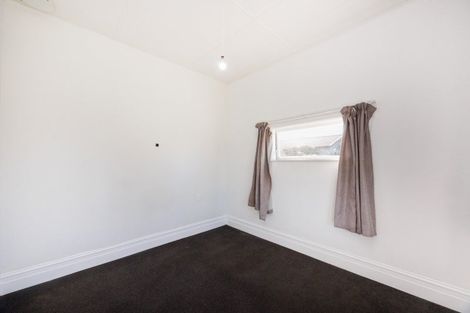 Photo of property in 16 Queen Street, Feilding, 4702