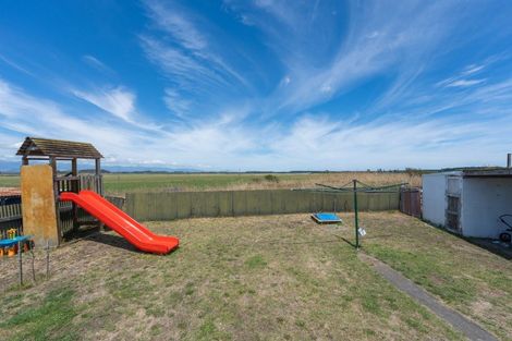 Photo of property in 4 Seabury Avenue, Foxton Beach, Foxton, 4815