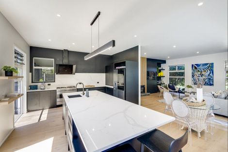 Photo of property in Stapleford Park, 153a Middle Road, Havelock North, 4130