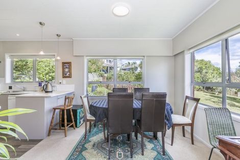 Photo of property in 24 Walton Road, Paraparaumu Beach, Paraparaumu, 5032