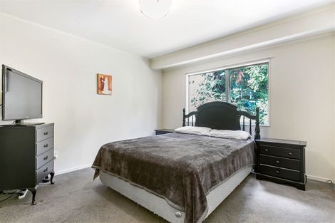 Photo of property in 3/14 Sungrove Rise, Sunnyvale, Auckland, 0612