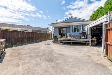 Photo of property in 1/10 Hillman Place, Ranui, Auckland, 0612