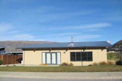 Photo of property in 231 Stone Street, Wanaka, 9305