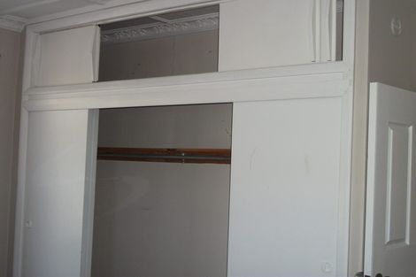 Photo of property in 4 Westland Road, Mount Cook, Wellington, 6021