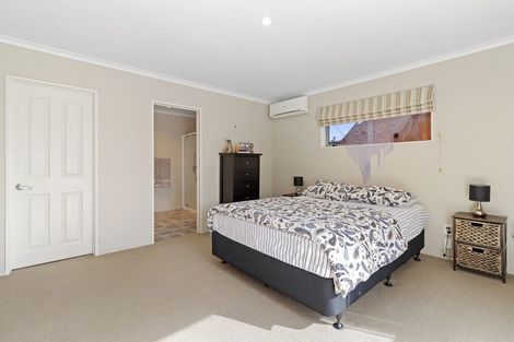 Photo of property in 6 Apollo Place, Rototuna North, Hamilton, 3210