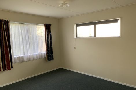 Photo of property in 141 Cambridge Street, Levin, 5510