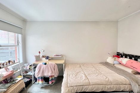 Photo of property in 1/8 Tawera Road, Greenlane, Auckland, 1051