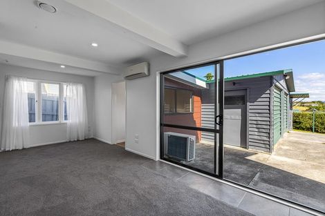 Photo of property in 42 Foster Crescent, Snells Beach, 0920