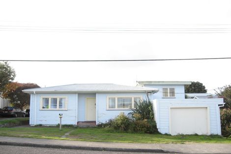 Photo of property in 2 Tui Road, Raumati Beach, Paraparaumu, 5032