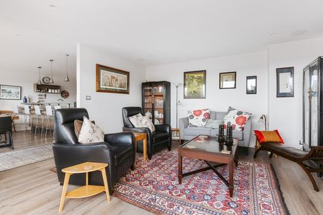 Photo of property in 61 Margaret Drive, Omokoroa, 3114