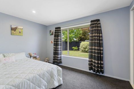 Photo of property in 10 Duggan Close, Rolleston, 7614