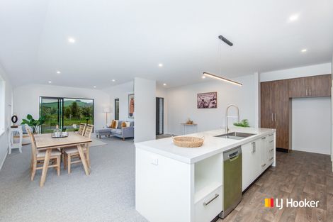 Photo of property in 44 Constitution Avenue, Milton, 9220