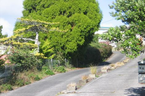 Photo of property in 1/27 Weldene Avenue, Glenfield, Auckland, 0629