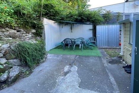 Photo of property in 121-123 Shakespeare Road, Bluff Hill, Napier, 4110