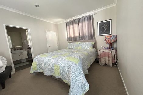 Photo of property in 41 Rush Creek Drive, Westgate, Auckland, 0614