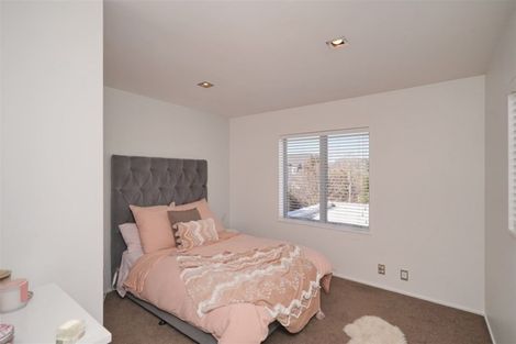 Photo of property in 35b Holly Road, St Albans, Christchurch, 8014