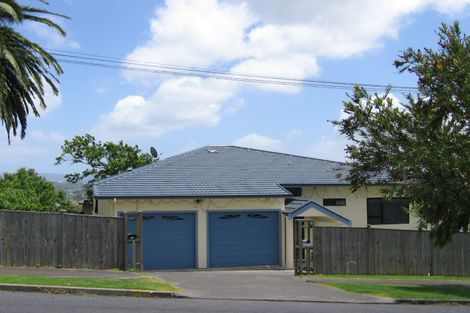 Photo of property in 15 Donegal Street, Avondale, Auckland, 0600
