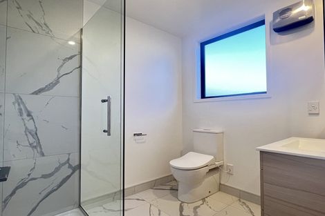 Photo of property in 26 Cessna Crescent, Mangere, Auckland, 2022