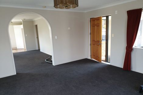 Photo of property in 27 Rosehill Place, Nawton, Hamilton, 3200