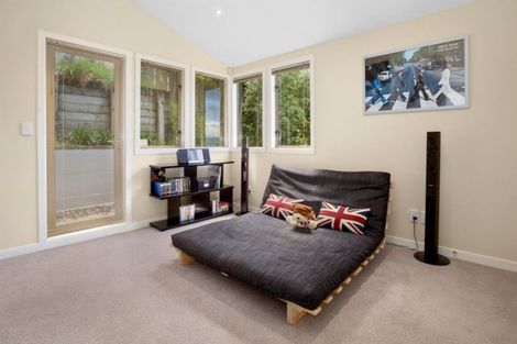 Photo of property in 23 Doris Gordon Crescent, Crofton Downs, Wellington, 6035