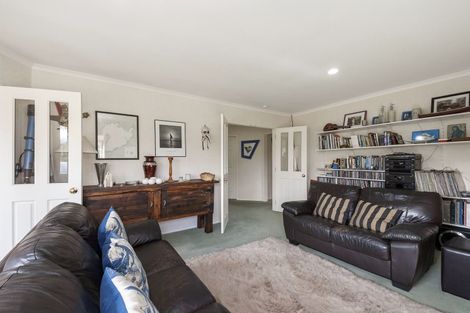 Photo of property in 8 Antonia Place, Kinloch, Taupo, 3377