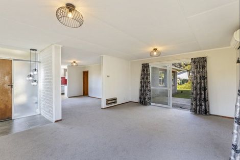Photo of property in 9 Tawa Street, Inglewood, 4330