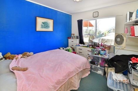 Photo of property in 80a Brian Crescent, Stanmore Bay, Whangaparaoa, 0932