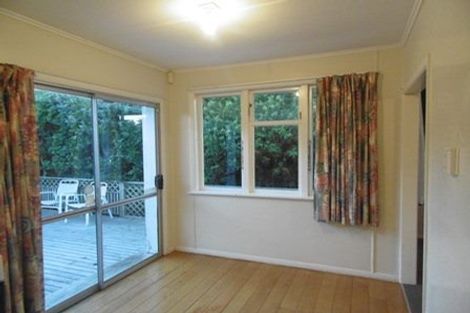 Photo of property in 33 Jillett Street, Titahi Bay, Porirua, 5022