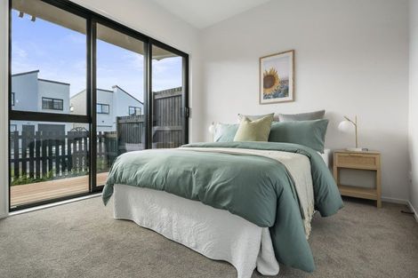 Photo of property in 3/10 Scott Road, Hobsonville, Auckland, 0616