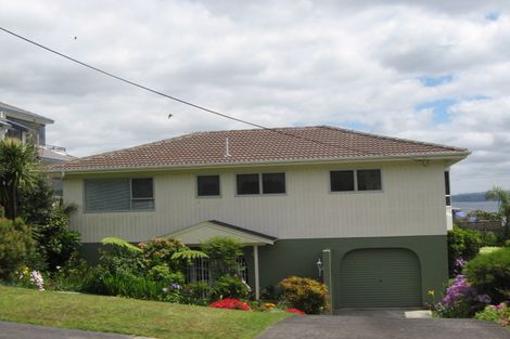 Photo of property in 8 De Luen Avenue, Tindalls Beach, Whangaparaoa, 0930