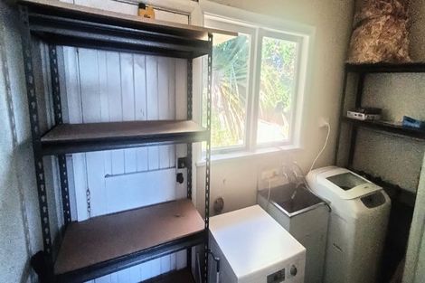 Photo of property in 120 Nicholson Road, Khandallah, Wellington, 6035