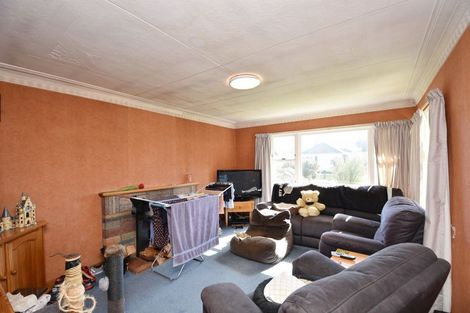 Photo of property in 55 Adamson Crescent, Glengarry, Invercargill, 9810