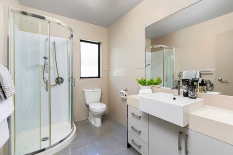 Photo of property in 47 Aberley Road, Schnapper Rock, Auckland, 0632