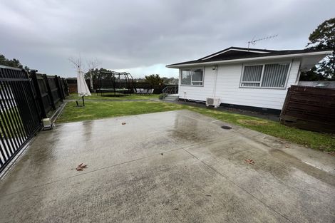 Photo of property in 2 Ranger Place, Wattle Downs, Auckland, 2103