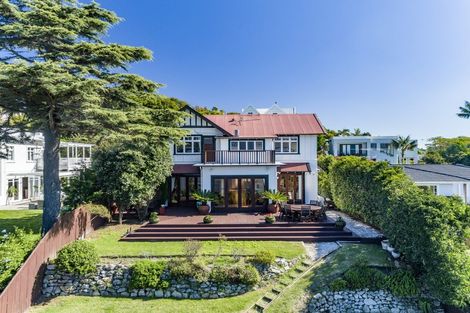 Photo of property in 16 Hukarere Road, Bluff Hill, Napier, 4110