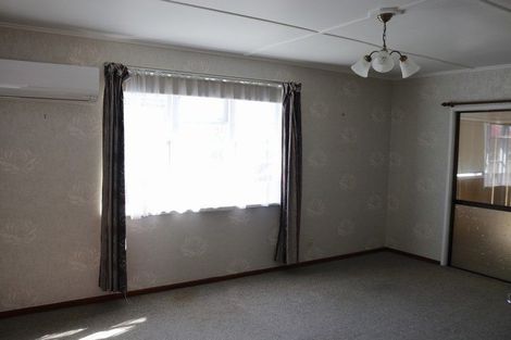 Photo of property in 93 Swiss Avenue, Gonville, Whanganui, 4501