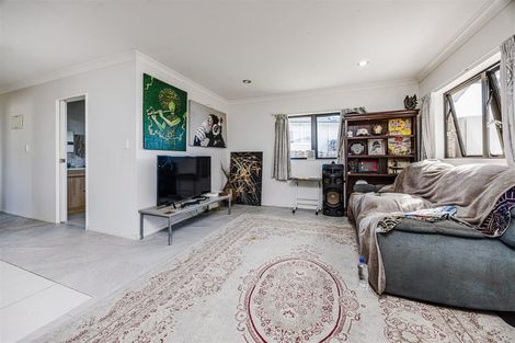 Photo of property in 9 Malvina Place, Bucklands Beach, Auckland, 2014