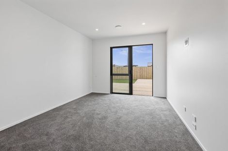 Photo of property in 16 Herridge Street, Woodend, 7691