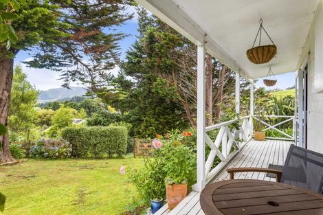 Photo of property in 33 Ratadale Road, Reikorangi, Waikanae, 5391