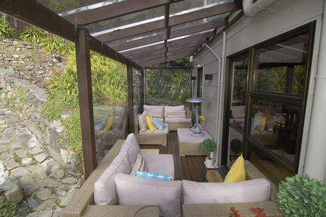 Photo of property in 6 Goodwin Place, Pinehaven, Upper Hutt, 5019