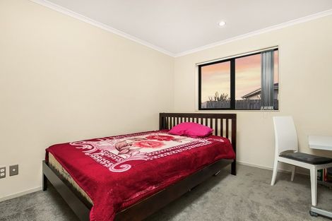 Photo of property in 5a Tiari Place, Mangere East, Auckland, 2024