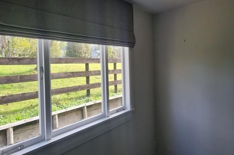 Photo of property in 195 Riverhead Road, Kumeu, 0892