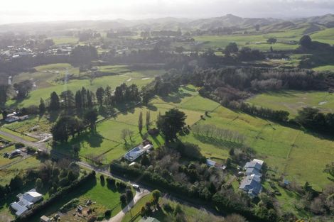 Photo of property in 69 Stanly Street, Eketahuna, 4900