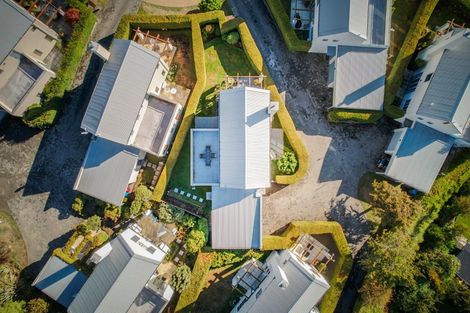 Photo of property in 9 Meadowbrook Place, Wanaka, 9305