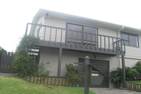 Photo of property in 13b Wisteria Grove, Maungaraki, Lower Hutt, 5010