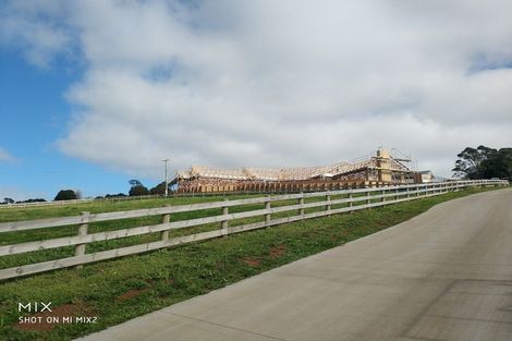 Photo of property in 3 Braxonne Close, Pukekohe, 2120