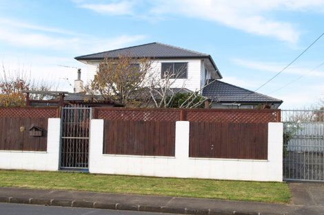 Photo of property in 35 Blake Road, Mangere East, Auckland, 2024