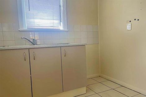 Photo of property in 4 Hollard Grove, Avalon, Lower Hutt, 5011