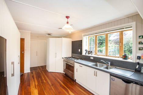 Photo of property in 577 Featherston Street, Roslyn, Palmerston North, 4414