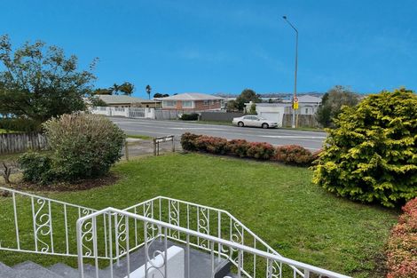 Photo of property in 222 Te Atatu Road, Te Atatu South, Auckland, 0610
